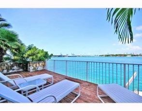 800 West Av Unit: 212